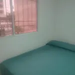 Habitación en casa ambiente familiar